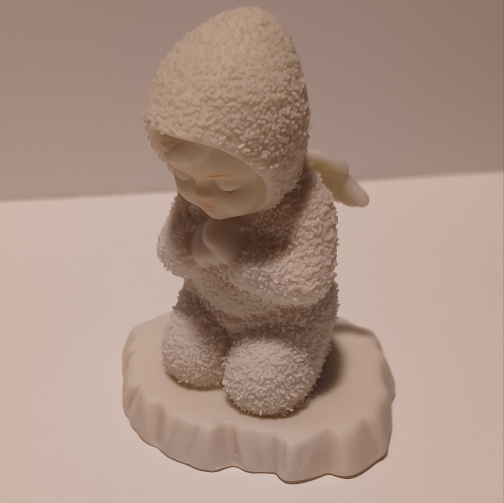 EUC Vintage Department 56 Snowbaby Praying Angel Figurine